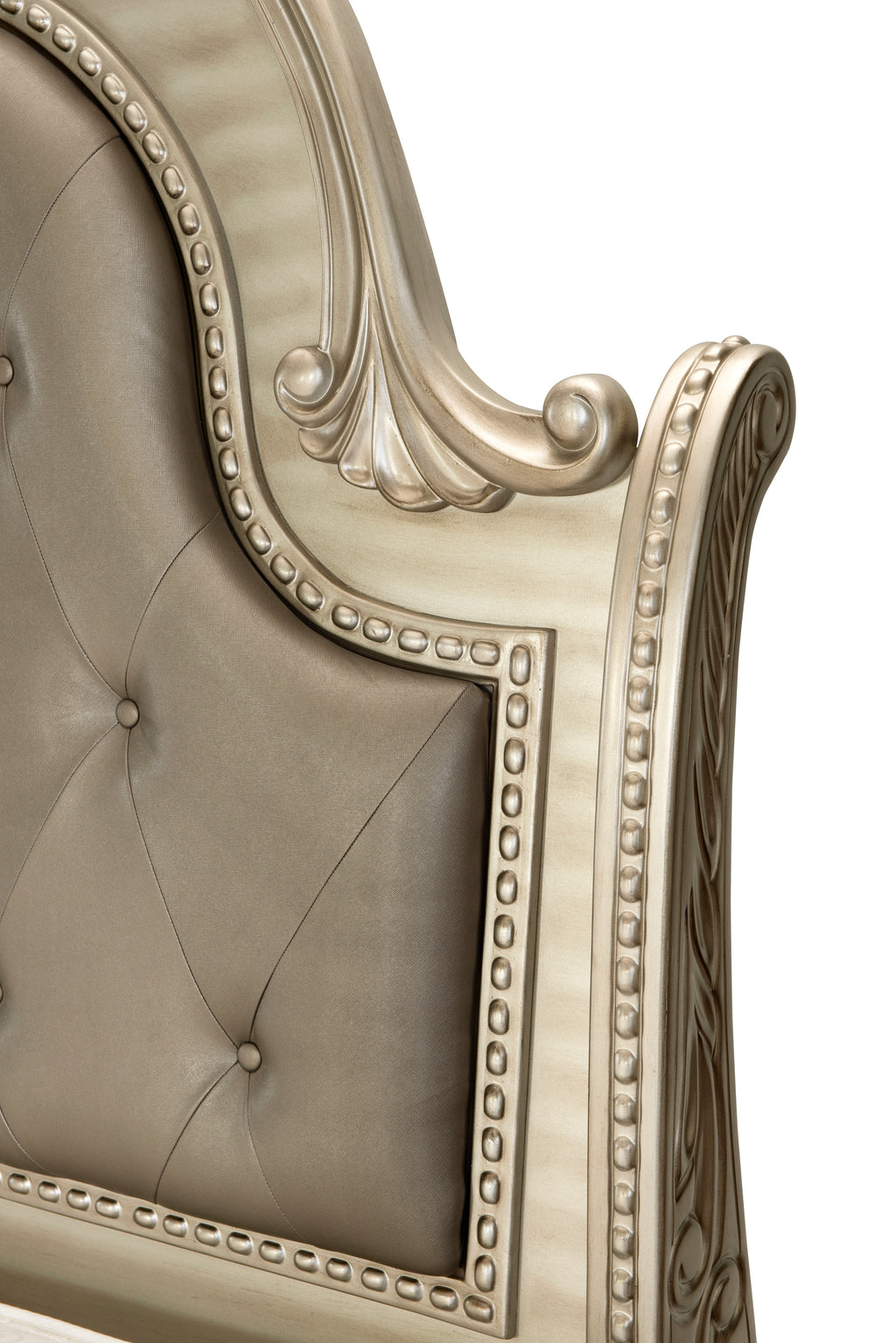 Cavalier Master Bedroom Set