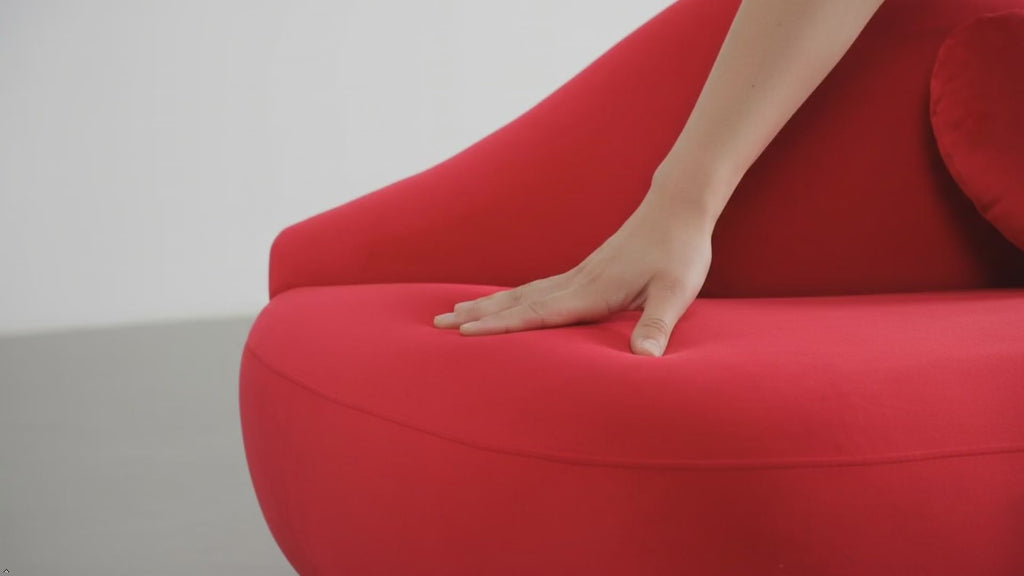 Lips Sofa